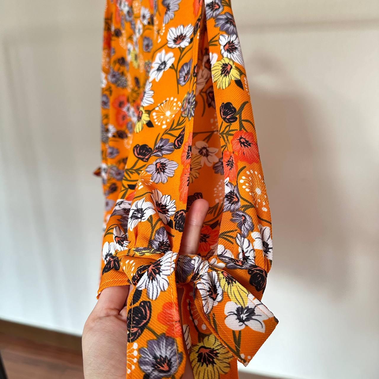 شومیز سایز بزرگ دخترانه آستین پاپیونی نارنجی - تصویر 3