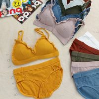 ست نیم تنه و شورت تینیجری اسپرت سایز اسمال