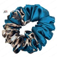 کش مو زنانه مدل اسکرانچی آبی