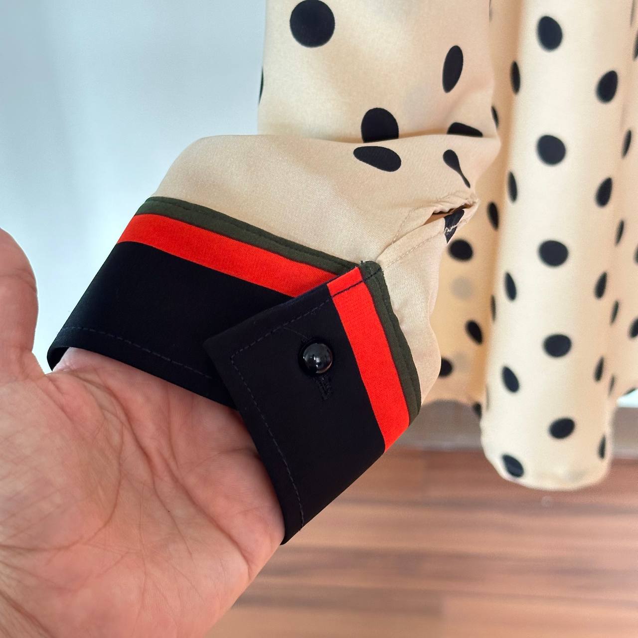 شومیز سایز بزرگ دخترانه آستین بلند خالدار - تصویر 3