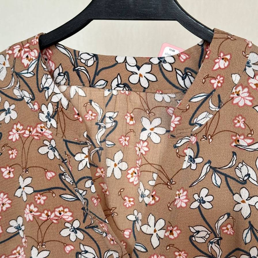 شومیز سایز بزرگ دخترانه آستین سه ربع گلدار - تصویر 4