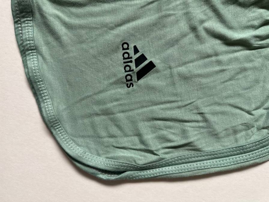 شلوارک اسپرت کشی کوتاه سبز - تصویر 2